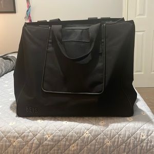 Beis East to West Tote
